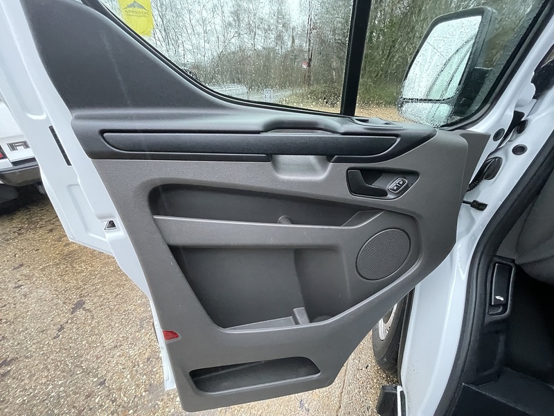 Ford Transit Custom 280 EcoBlue Leader - U703