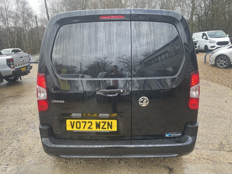 Vauxhall Combo Turbo D 2300 Sportive - U706