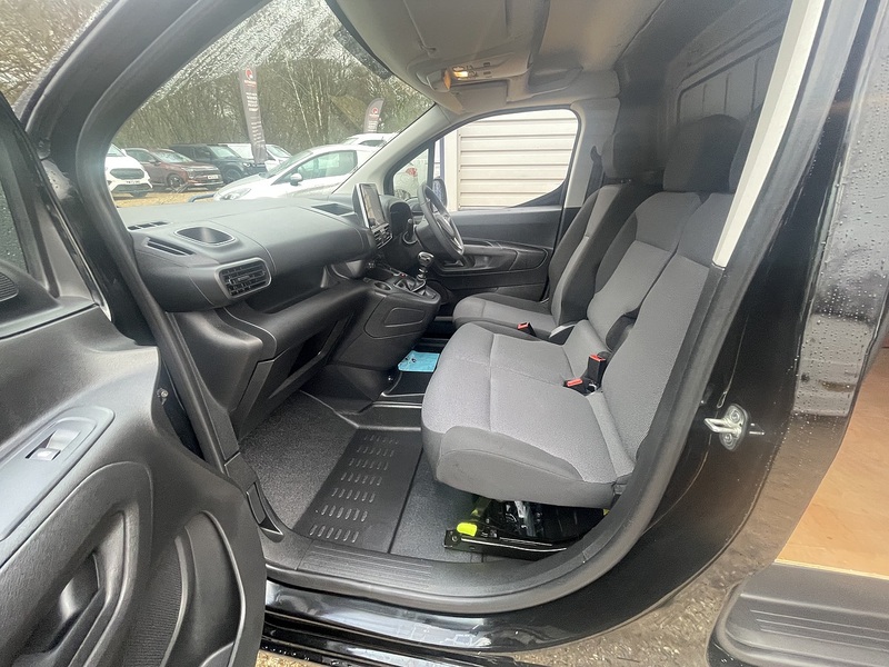 Vauxhall Combo Turbo D 2300 Sportive - U706