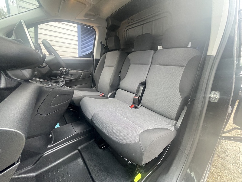 Vauxhall Combo Turbo D 2300 Sportive - U706