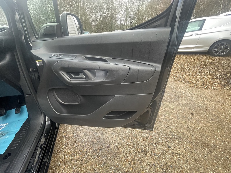 Vauxhall Combo Turbo D 2300 Sportive - U706