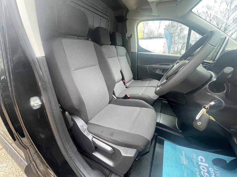 Vauxhall Combo Turbo D 2300 Sportive - U706