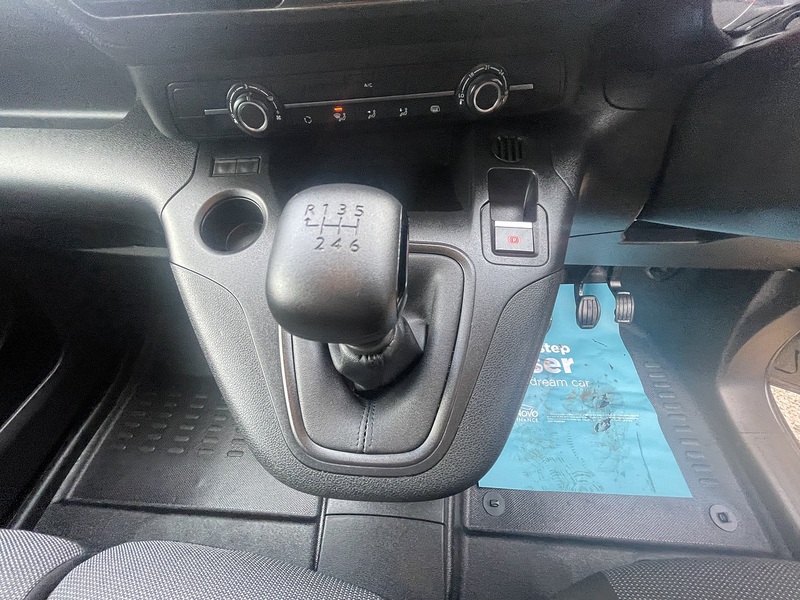 Vauxhall Combo Turbo D 2300 Sportive - U706