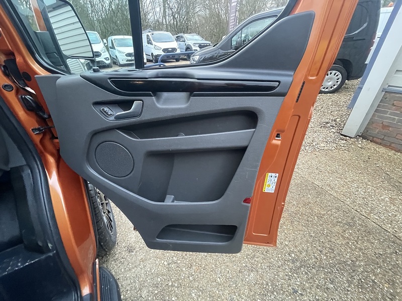 Ford Transit Custom 300 EcoBlue Limited - U707
