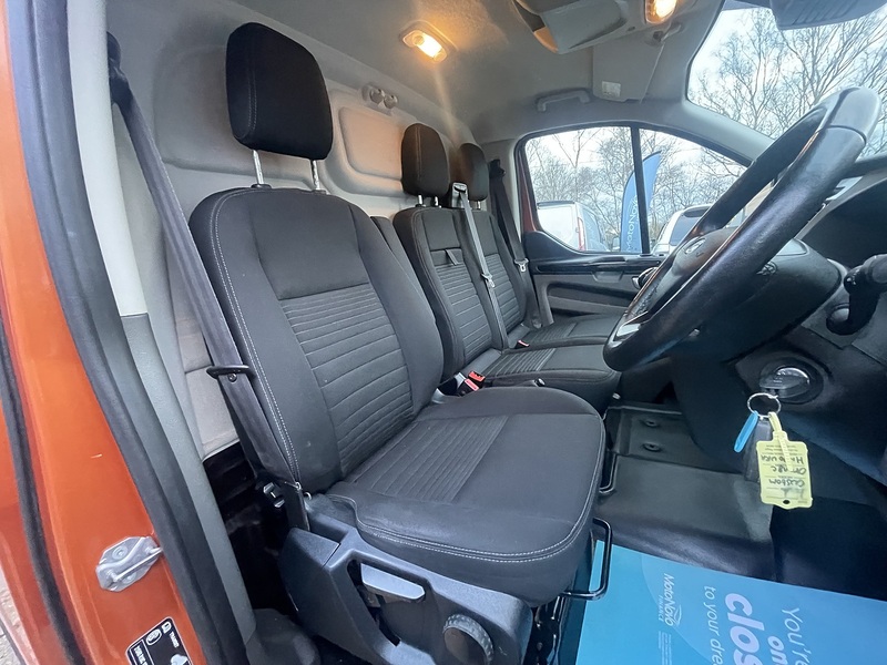 Ford Transit Custom 300 EcoBlue Limited - U707