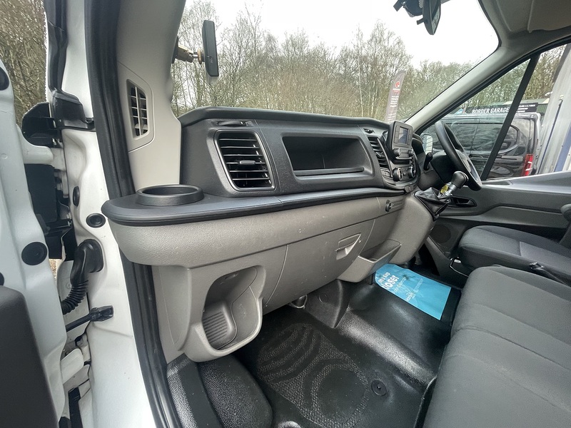 Ford Transit 350 EcoBlue Leader - U712