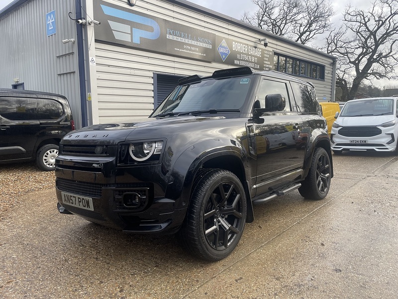 Land Rover Defender 90 Urban widetrack Kit D250 MHEV Hard Top - U718