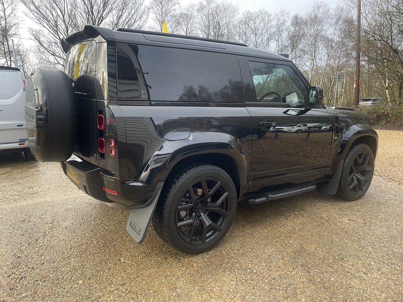 Land Rover Defender 90 Urban widetrack Kit D250 MHEV Hard Top - U718