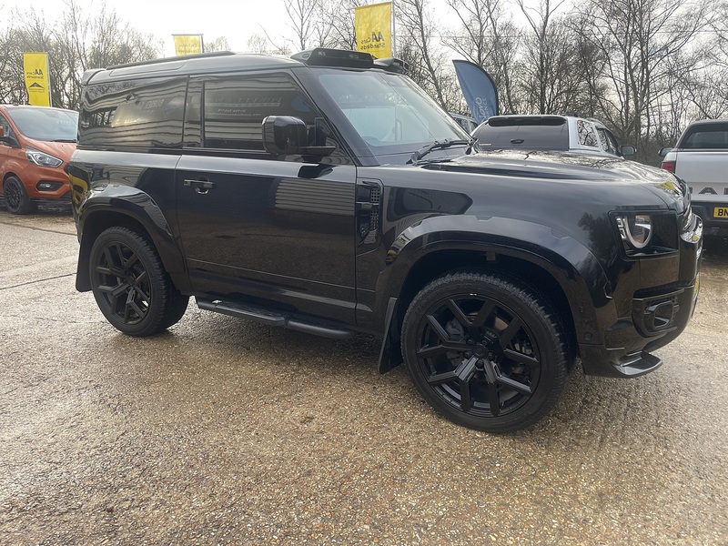 Land Rover Defender 90 Urban widetrack Kit D250 MHEV Hard Top - U718