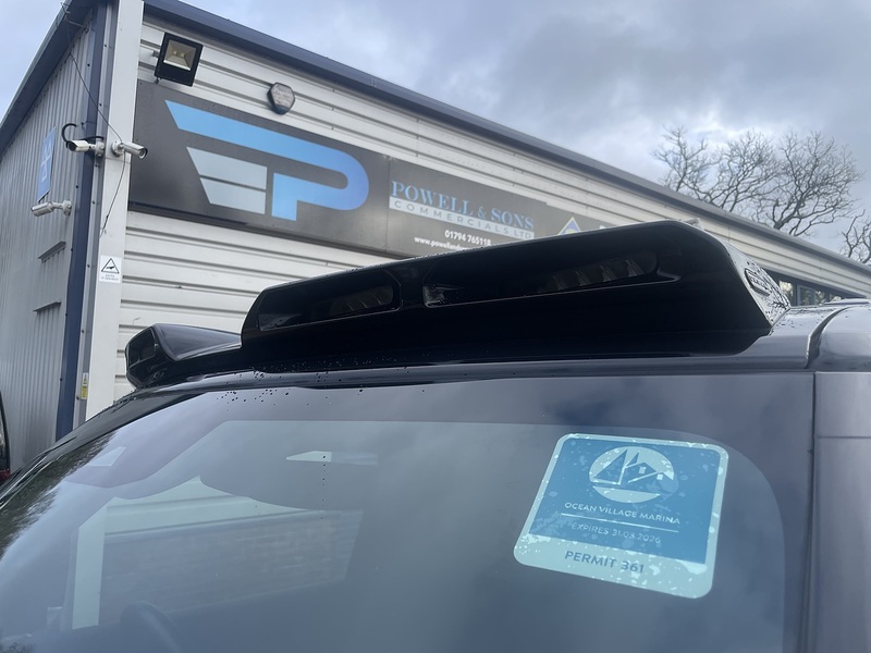 Land Rover Defender 90 Urban widetrack Kit D250 MHEV Hard Top - U718