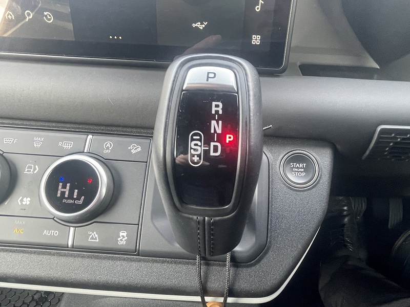 Land Rover Defender 90 Urban widetrack Kit D250 MHEV Hard Top - U718