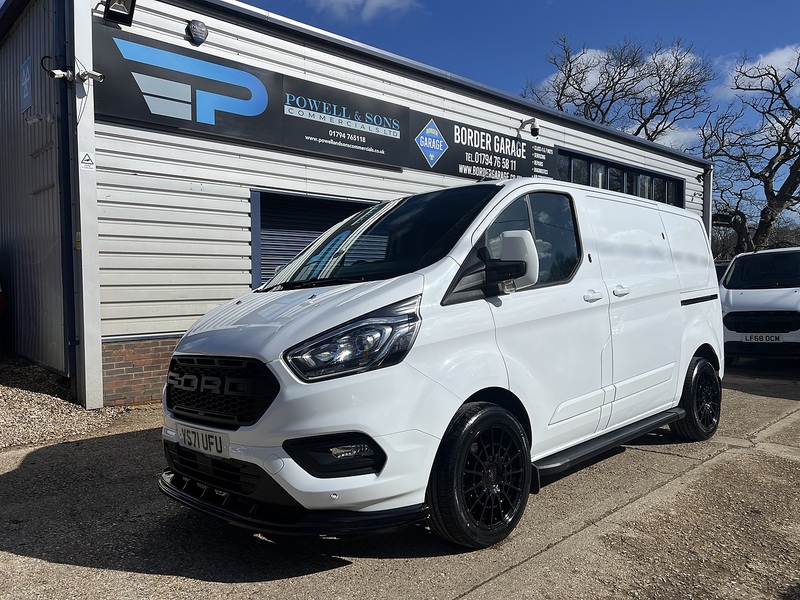Ford Transit Custom 300 Limited Sport Pack - U732