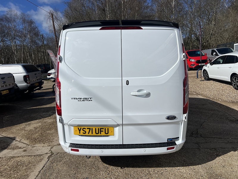 Ford Transit Custom 300 Limited Sport Pack - U732