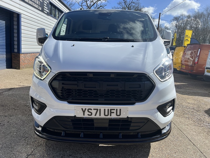 Ford Transit Custom 300 Limited Sport Pack - U732