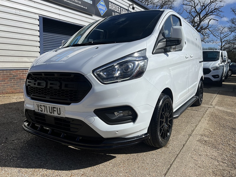 Ford Transit Custom 300 Limited Sport Pack - U732