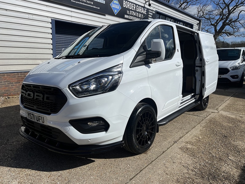 Ford Transit Custom 300 Limited Sport Pack - U732