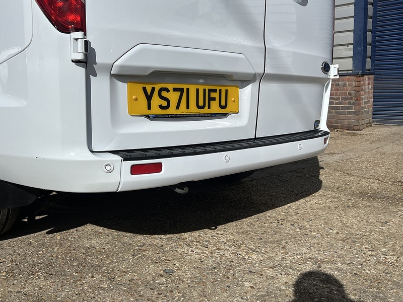 Ford Transit Custom 300 Limited Sport Pack - U732