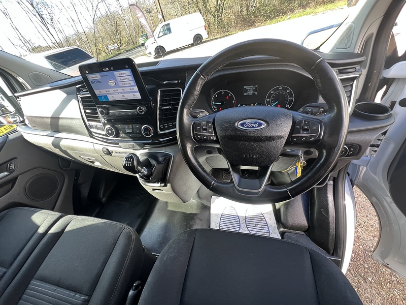 Ford Transit Custom 300 Limited Sport Pack - U732