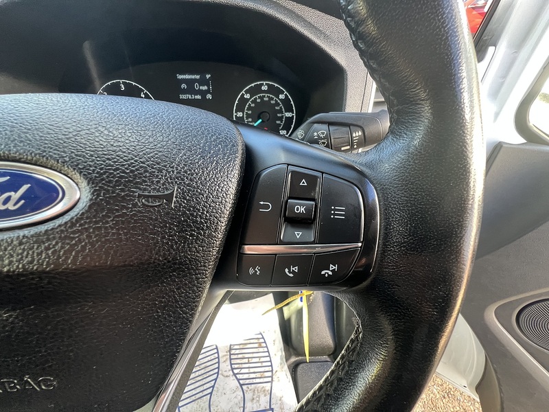 Ford Transit Custom 300 Limited Sport Pack - U732