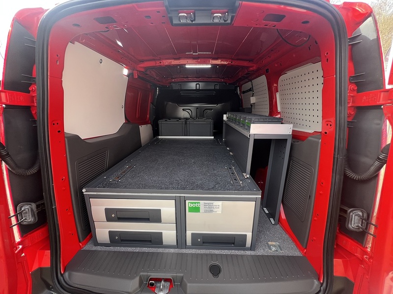Ford Transit Connect 240 EcoBlue Limited - U739