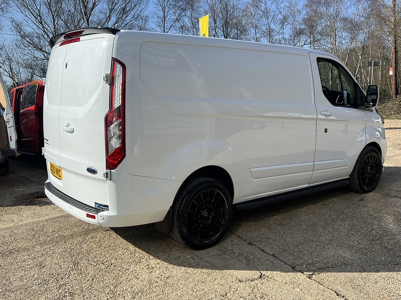 Ford Transit Custom 280 Limited Sport Pack - U744