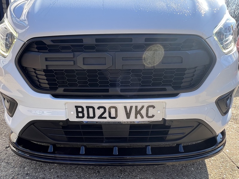 Ford Transit Custom 280 Limited Sport Pack - U744