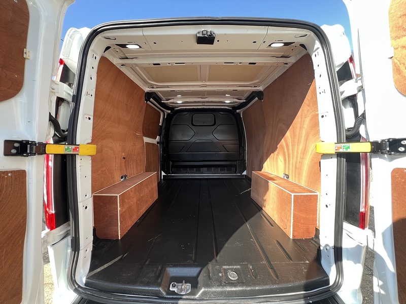 Ford Transit Custom 280 Limited Sport Pack - U744