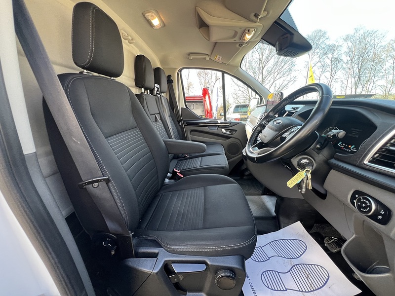 Ford Transit Custom 280 Limited Sport Pack - U744
