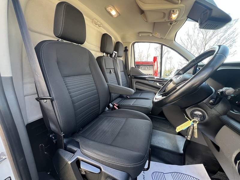 Ford Transit Custom 280 Limited Sport Pack - U744