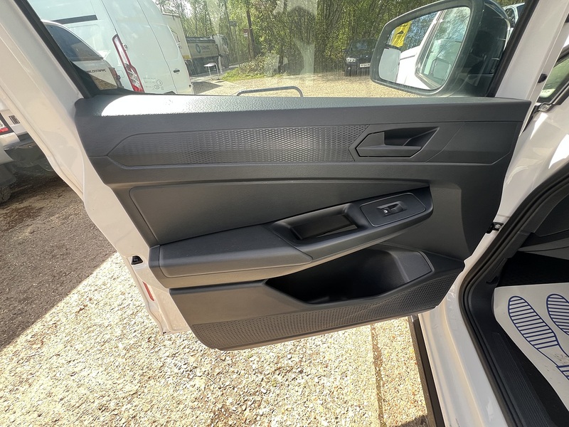 Volkswagen Caddy TDI C20 Commerce Pro Sport Pack - U754