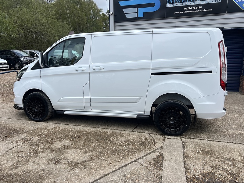 Ford Transit Custom 280 Limited Sport Pack - U755