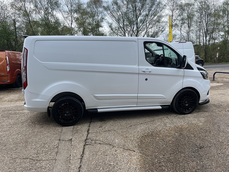 Ford Transit Custom 280 Limited Sport Pack - U755