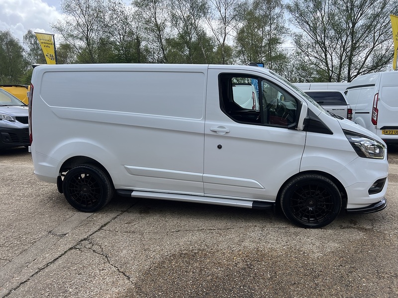 Ford Transit Custom 280 Limited Sport Pack - U755