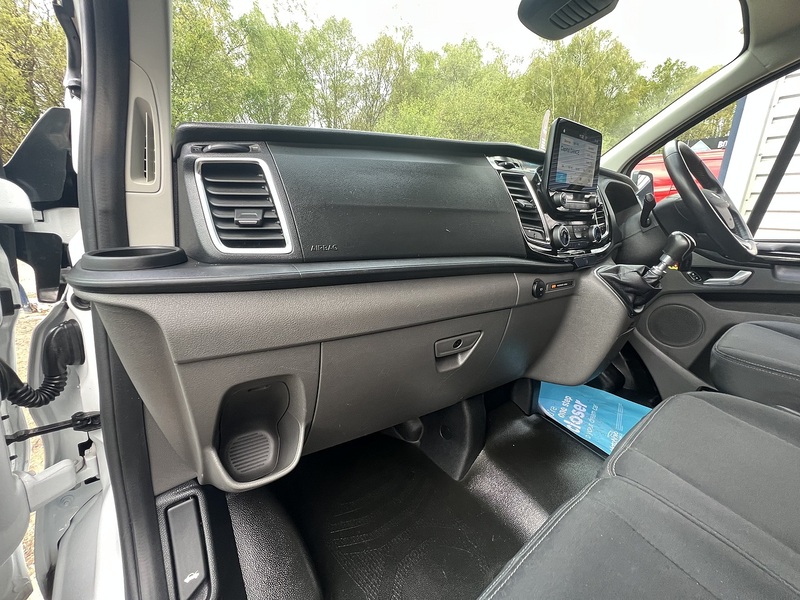 Ford Transit Custom 280 Limited Sport Pack - U755