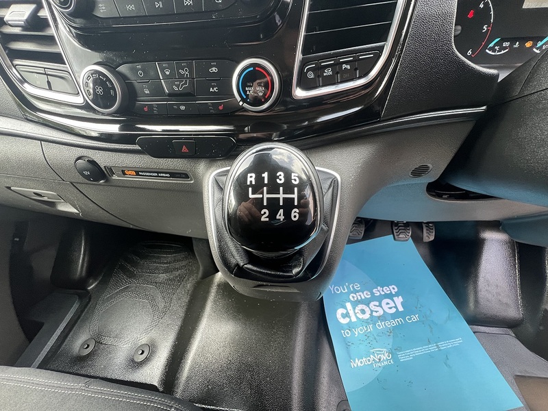 Ford Transit Custom 280 Limited Sport Pack - U755