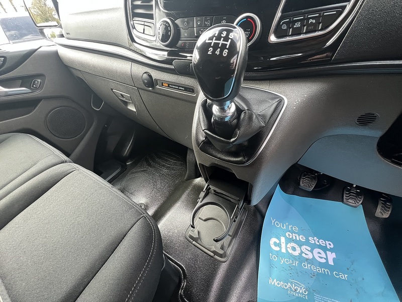 Ford Transit Custom 280 Limited Sport Pack - U755