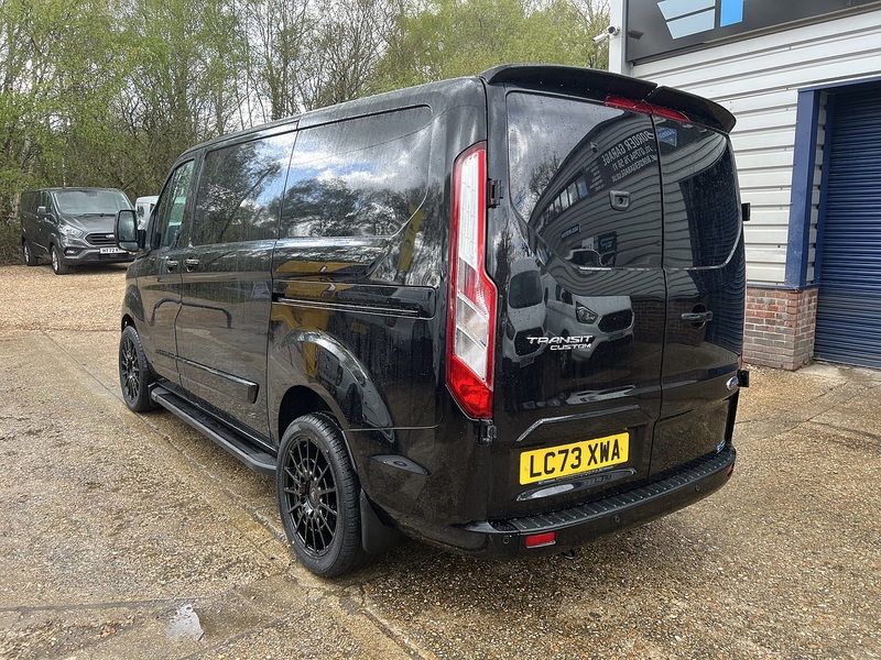 Ford Transit Custom 300 Limited Sport Pack - U758