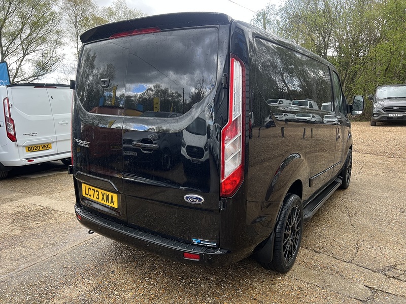 Ford Transit Custom 300 Limited Sport Pack - U758