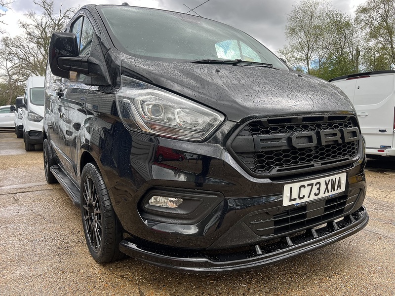 Ford Transit Custom 300 Limited Sport Pack - U758