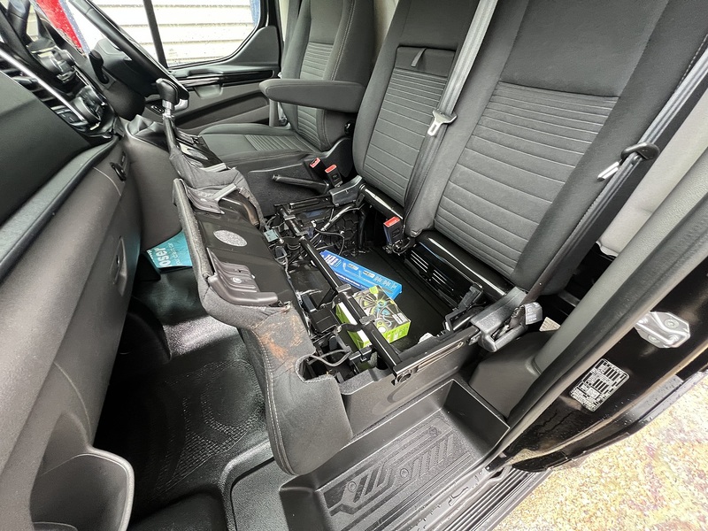 Ford Transit Custom 300 Limited Sport Pack - U758