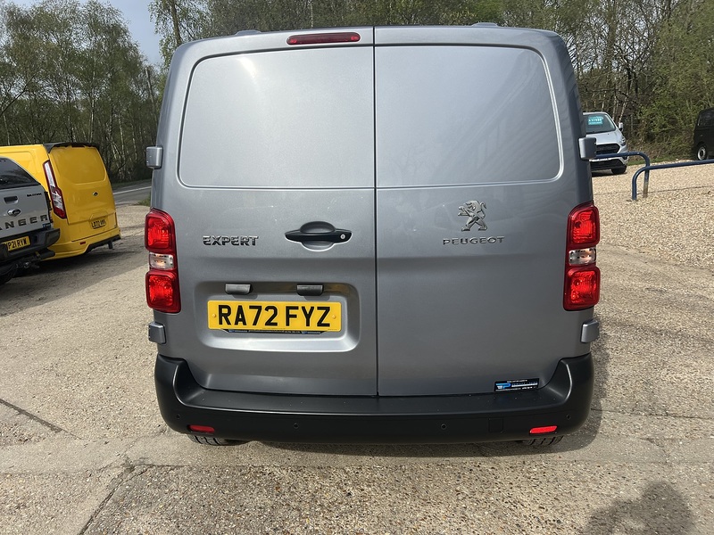 Peugeot Expert BlueHDi 1000 Professional Premium + - U759