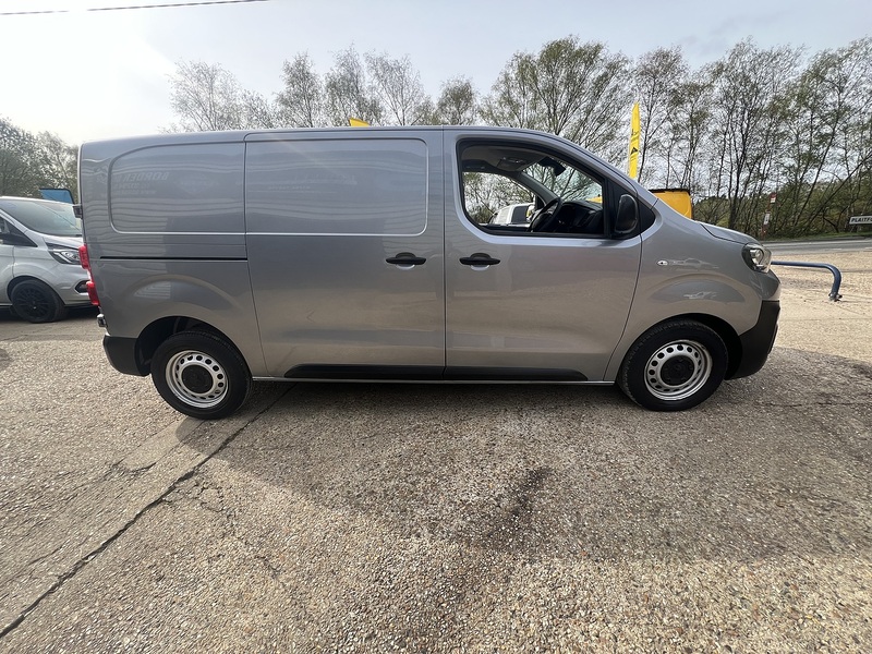 Peugeot Expert BlueHDi 1000 Professional Premium + - U759