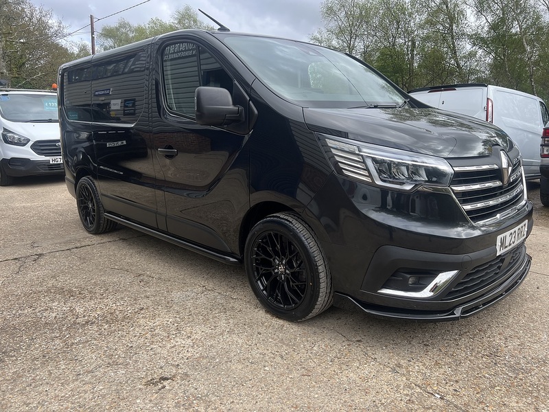 Renault Trafic dCi Blue SL28 Sport Pack Fitted - U760