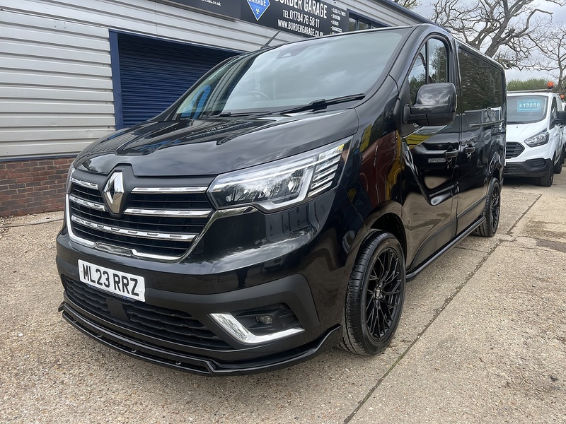 Renault Trafic dCi Blue SL28 Sport Pack Fitted - U760