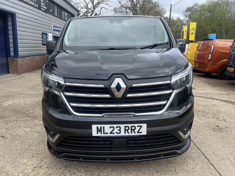 Renault Trafic dCi Blue SL28 Sport Pack Fitted - U760