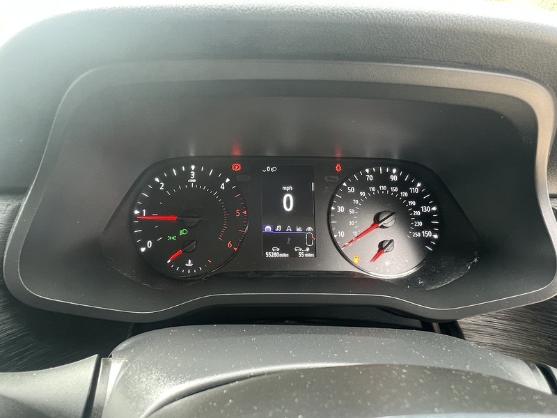 Renault Trafic dCi Blue SL28 Sport Pack Fitted - U760