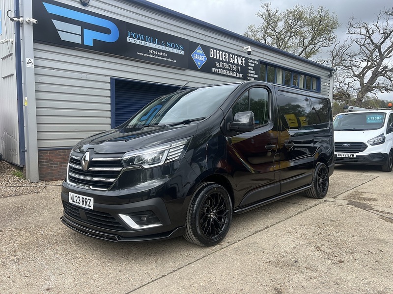 Renault Trafic dCi Blue SL28 Sport Pack Fitted - U760