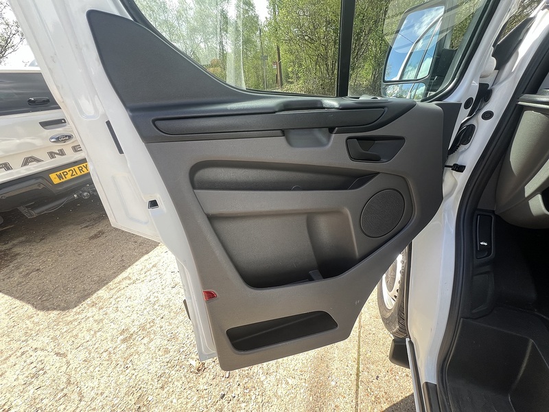 Ford Transit Custom 320 EcoBlue Leader Air Con - U761