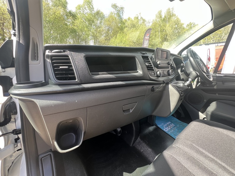 Ford Transit Custom 320 EcoBlue Leader Air Con - U761
