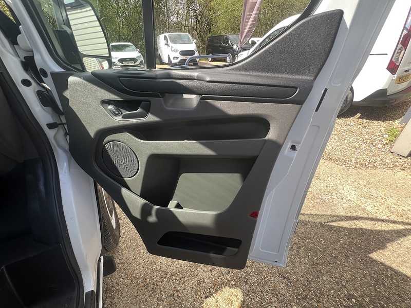 Ford Transit Custom 320 EcoBlue Leader Air Con - U761